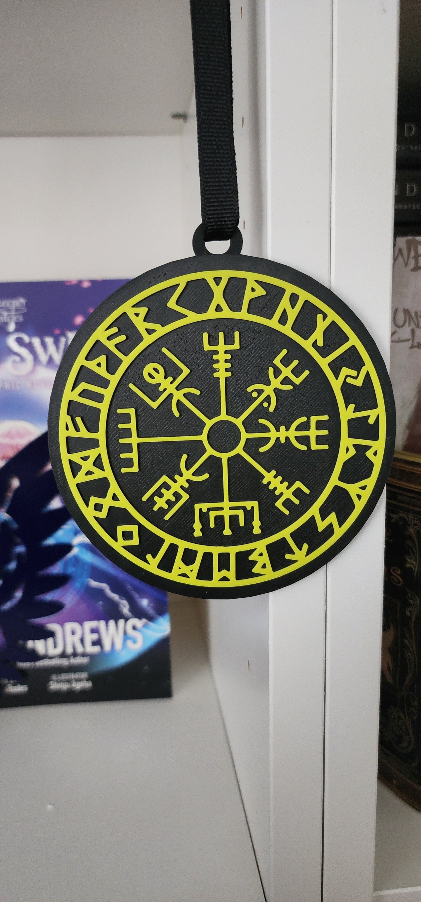 3" 3D Printed Yellow/Black Vegvísir Compass plaque Viking Norse Decor Elder Futhark Runes