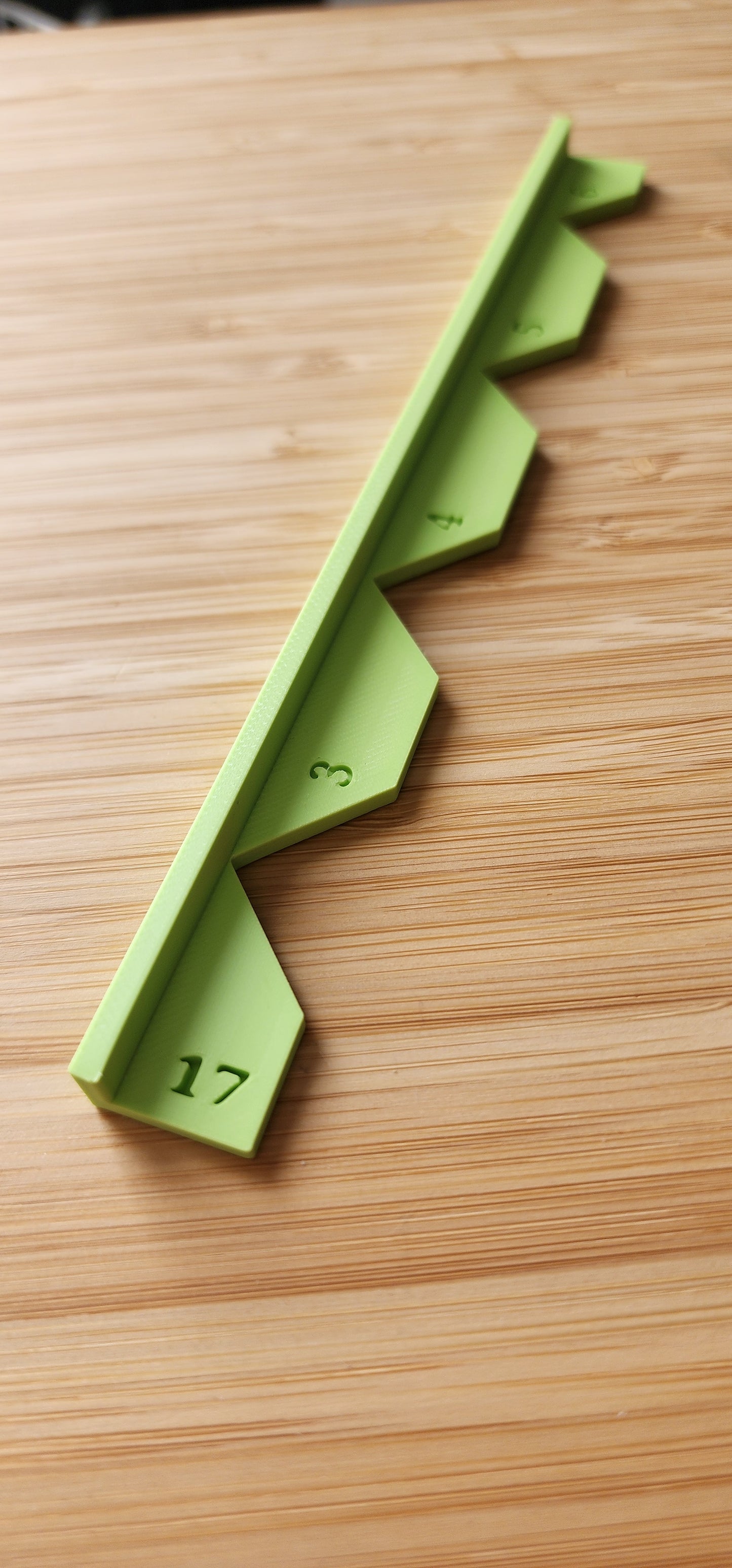 3D Printed PLA Corner Mitre and Edge Spacer