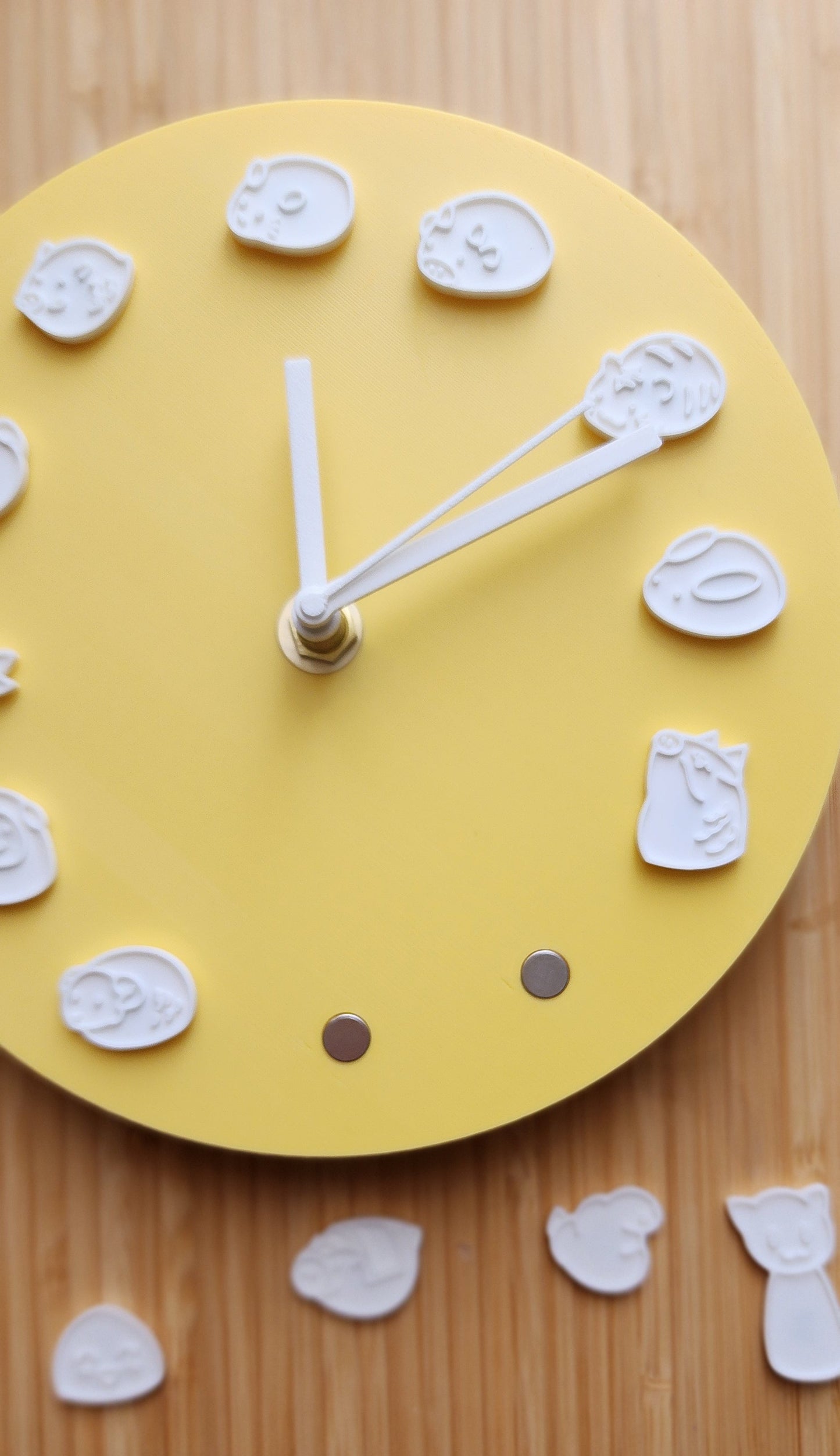 6.5" 3D Printed Fruba Zodiac Analog Clock (Battery NOT INCLUDED)